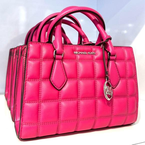 Michael Kors Small Quilted Sheila CZ Satchel Bag Vegan Material Dragonfruit Pink - Picture 1 of 6